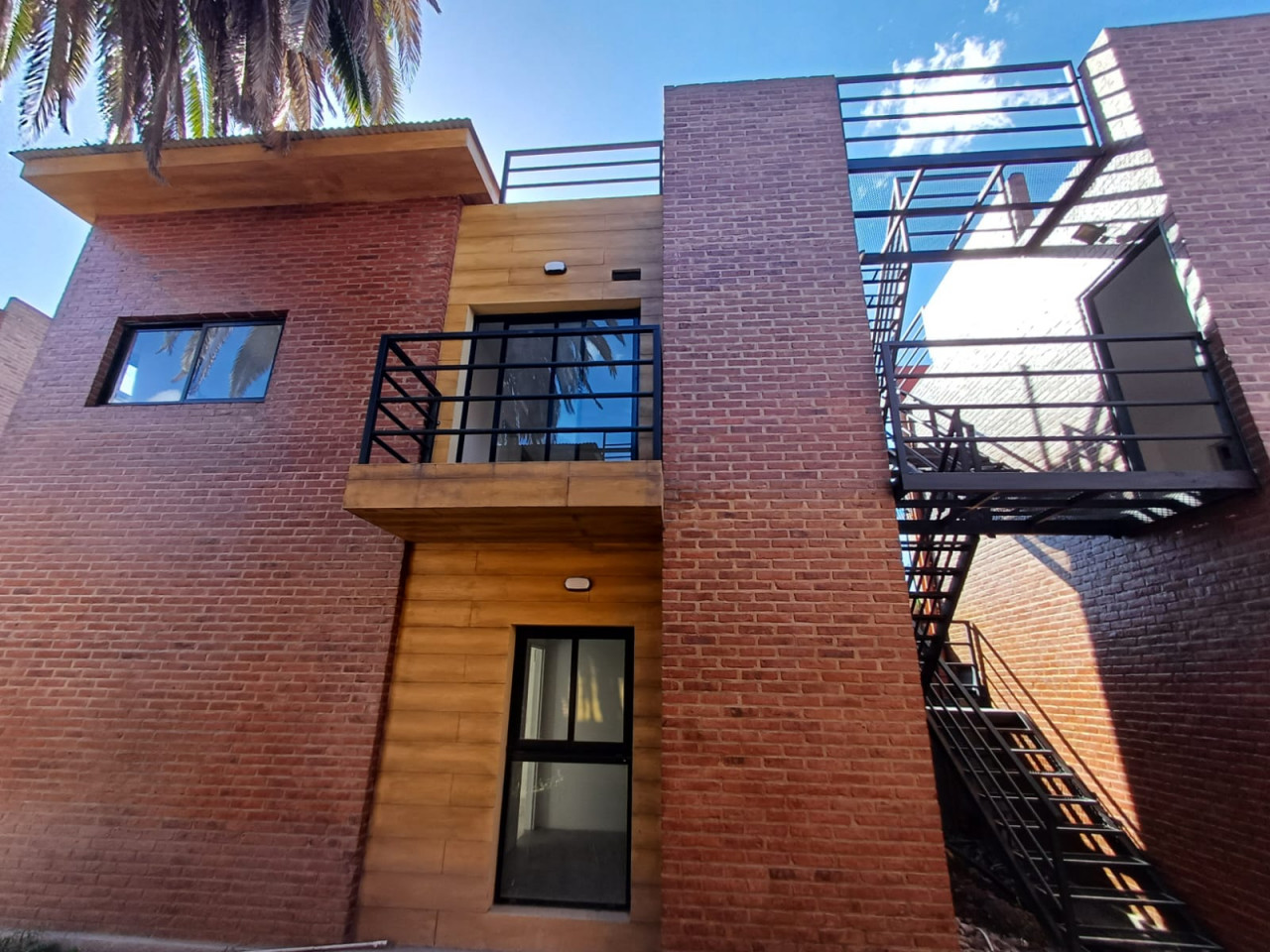 VENTA DEPARTAMENTOS EN BELLA VISTA COMPLEJO VILLA CHARATA